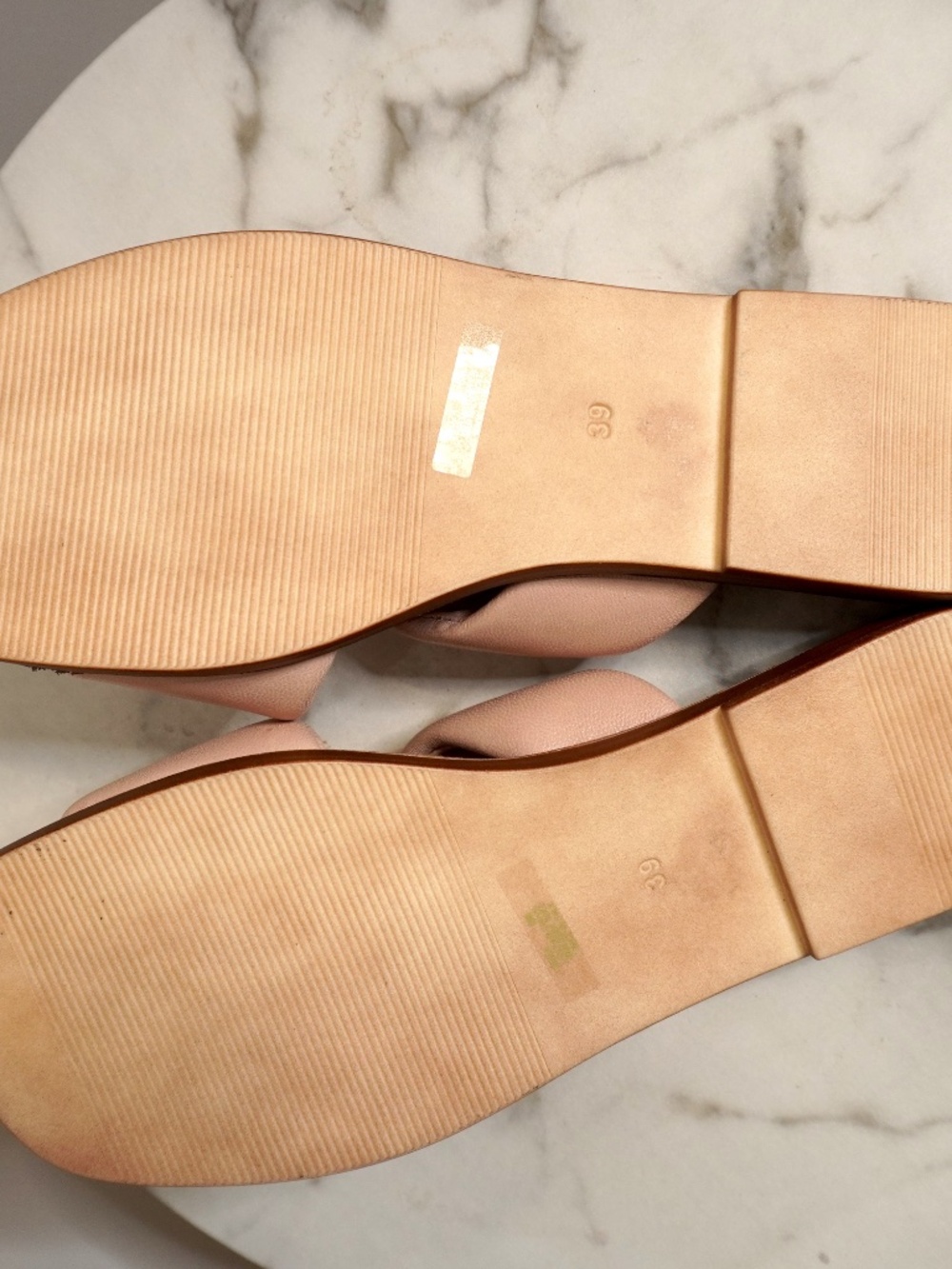 NEW Mariella sandals feature a light pink leather crisscross strap design, 8.5 - Picture 4 of 4